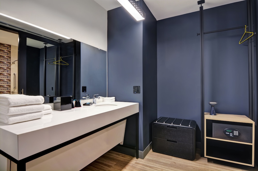 aloft secaucus meadowlands