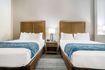 comfort suites desoto dallas south