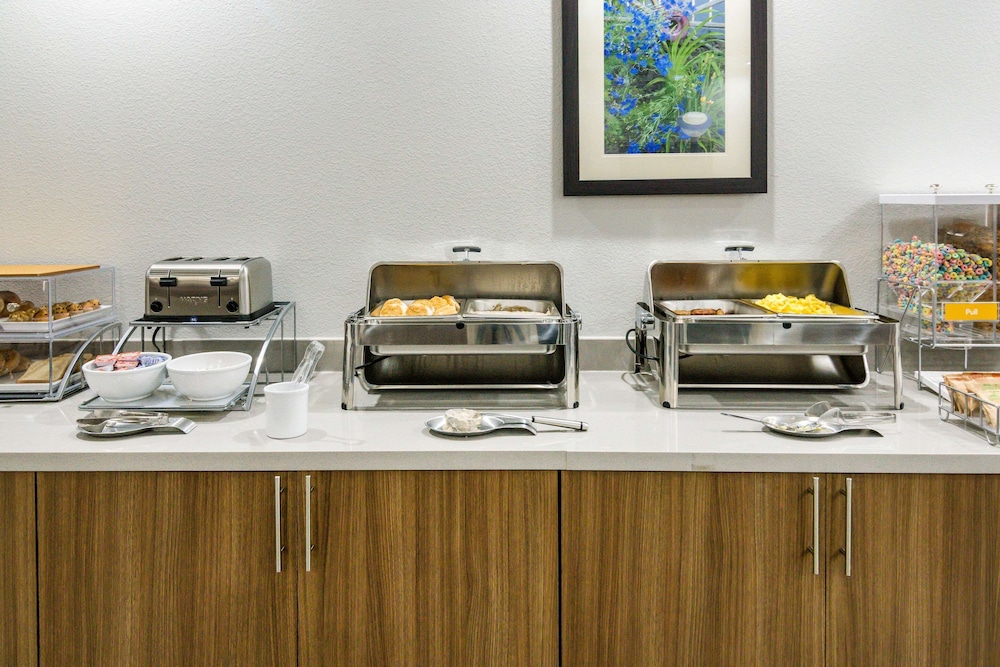 comfort suites desoto dallas south