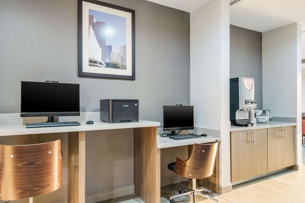 comfort suites desoto dallas south