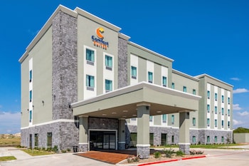 comfort suites desoto dallas south