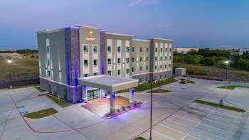 comfort suites desoto dallas south