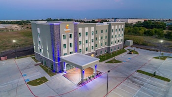 comfort suites desoto dallas south