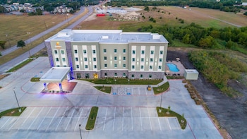 comfort suites desoto dallas south
