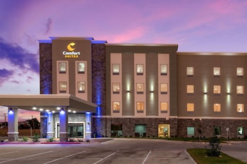comfort suites desoto dallas south