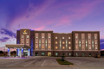 comfort suites desoto dallas south