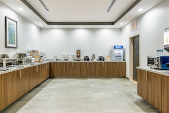 comfort suites desoto dallas south