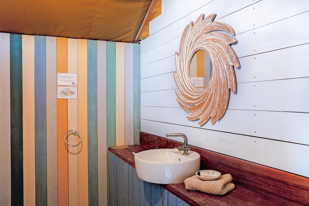 turtle bay lodge