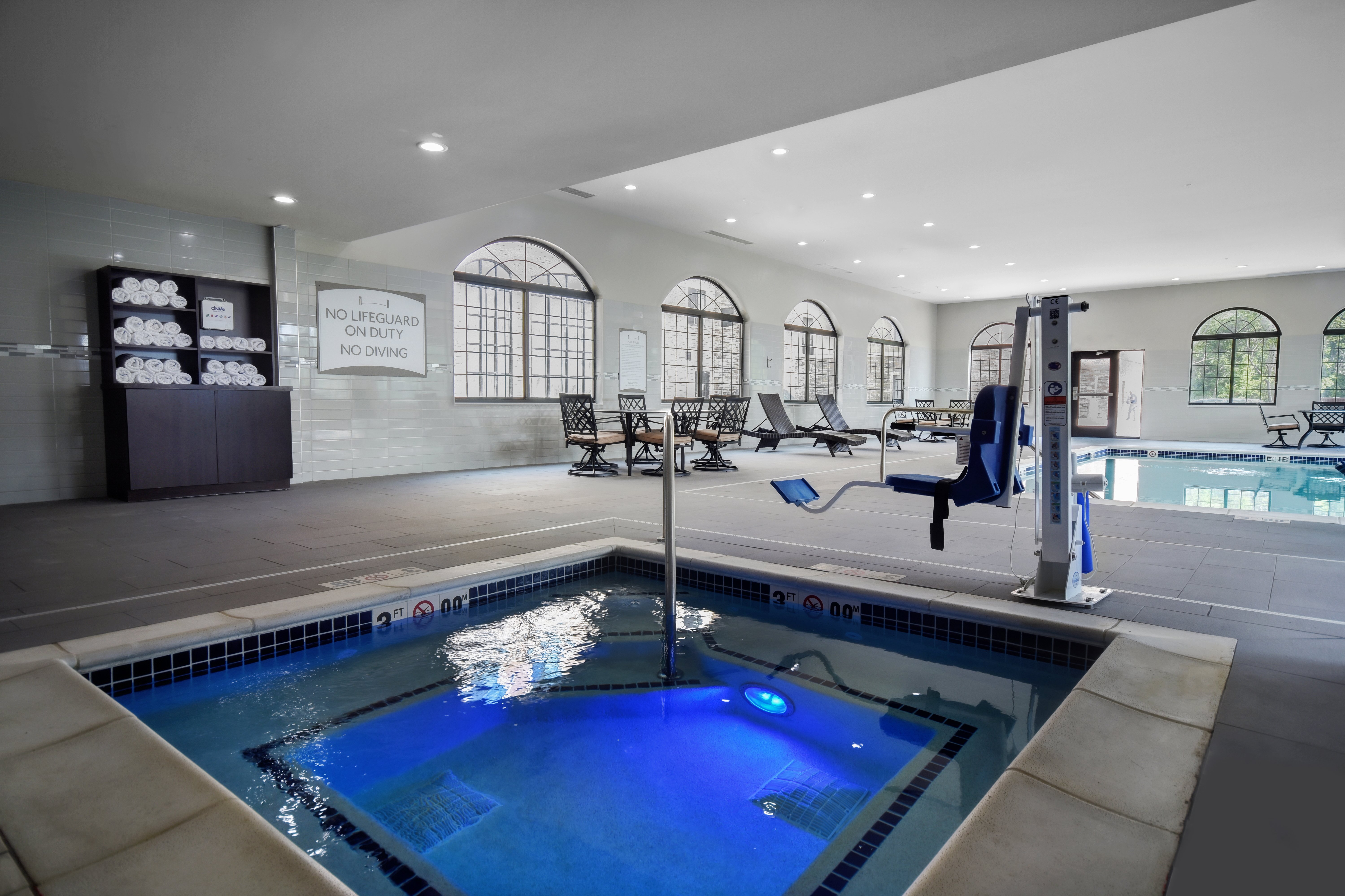 staybridge suites holland an ihg hotel