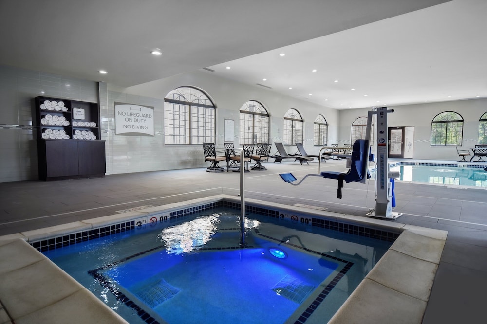 staybridge suites holland an ihg hotel