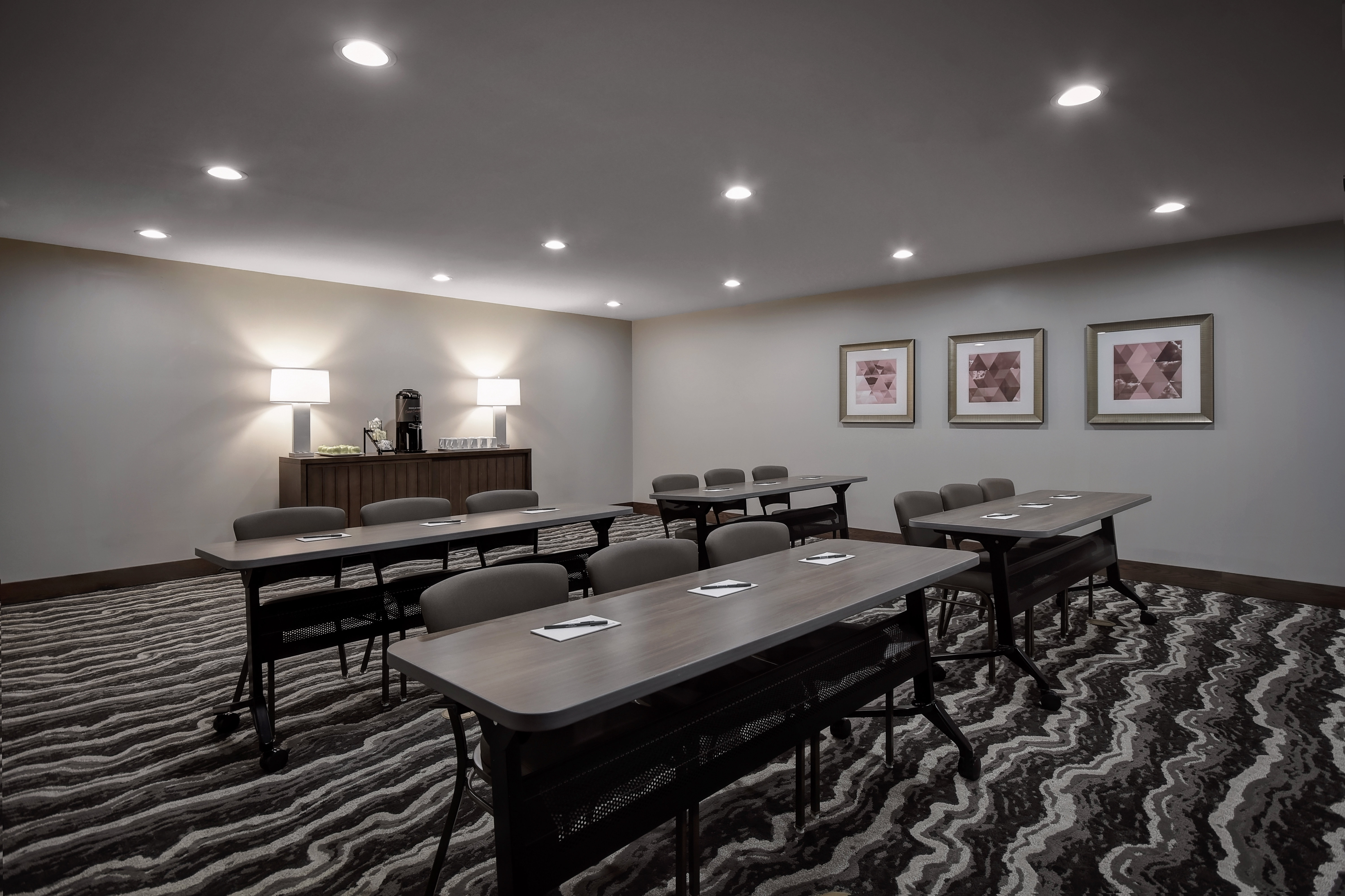 staybridge suites holland an ihg hotel