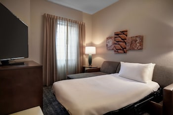 Staybridge Suites Holland, An Ihg Hotel,Holland Charter Township>>Holland,3 star