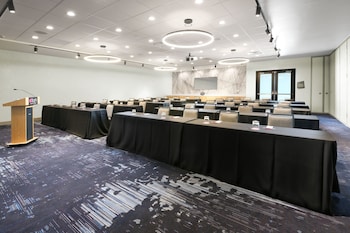 aloft dallas euless