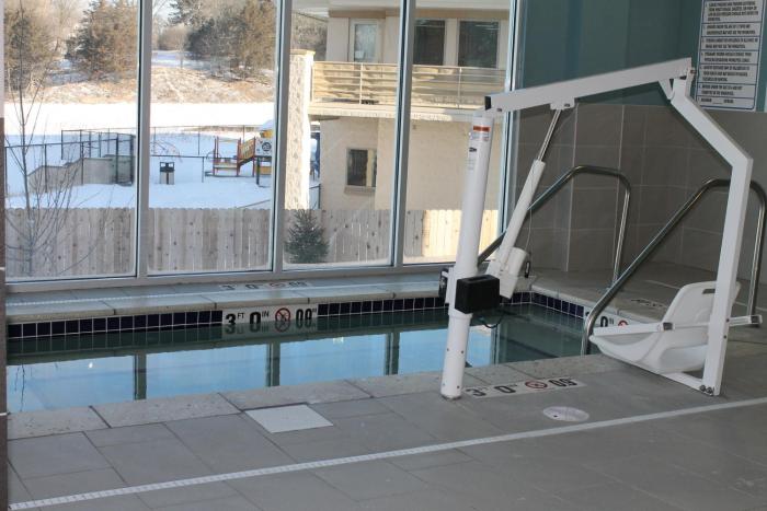 holiday inn express and suites hudson i 94 an ihg hotel