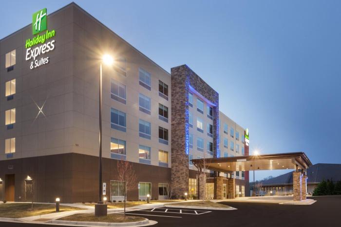 holiday inn express and suites hudson i 94 an ihg hotel