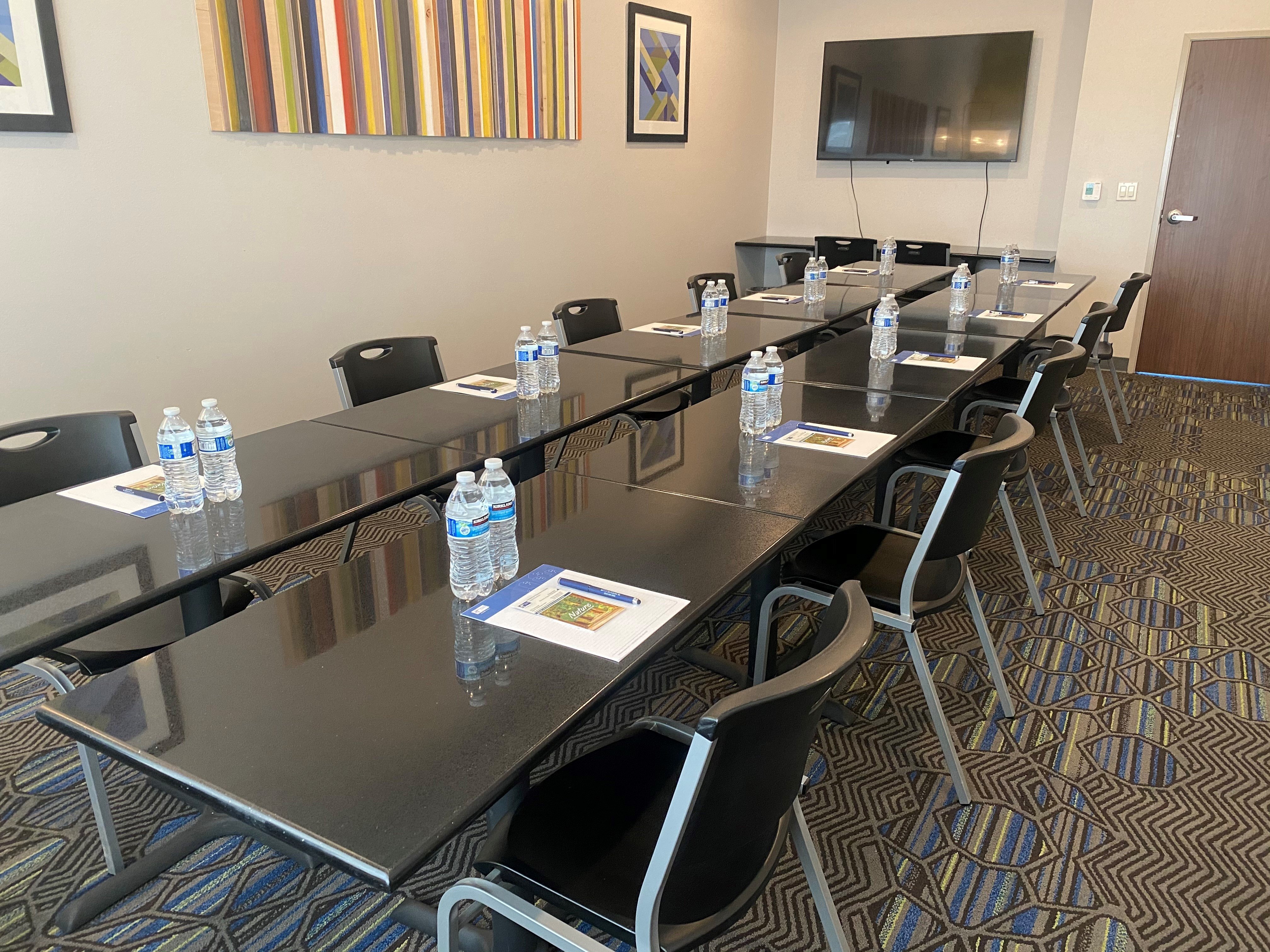 holiday inn express and suites auburn downtown an ihg hotel