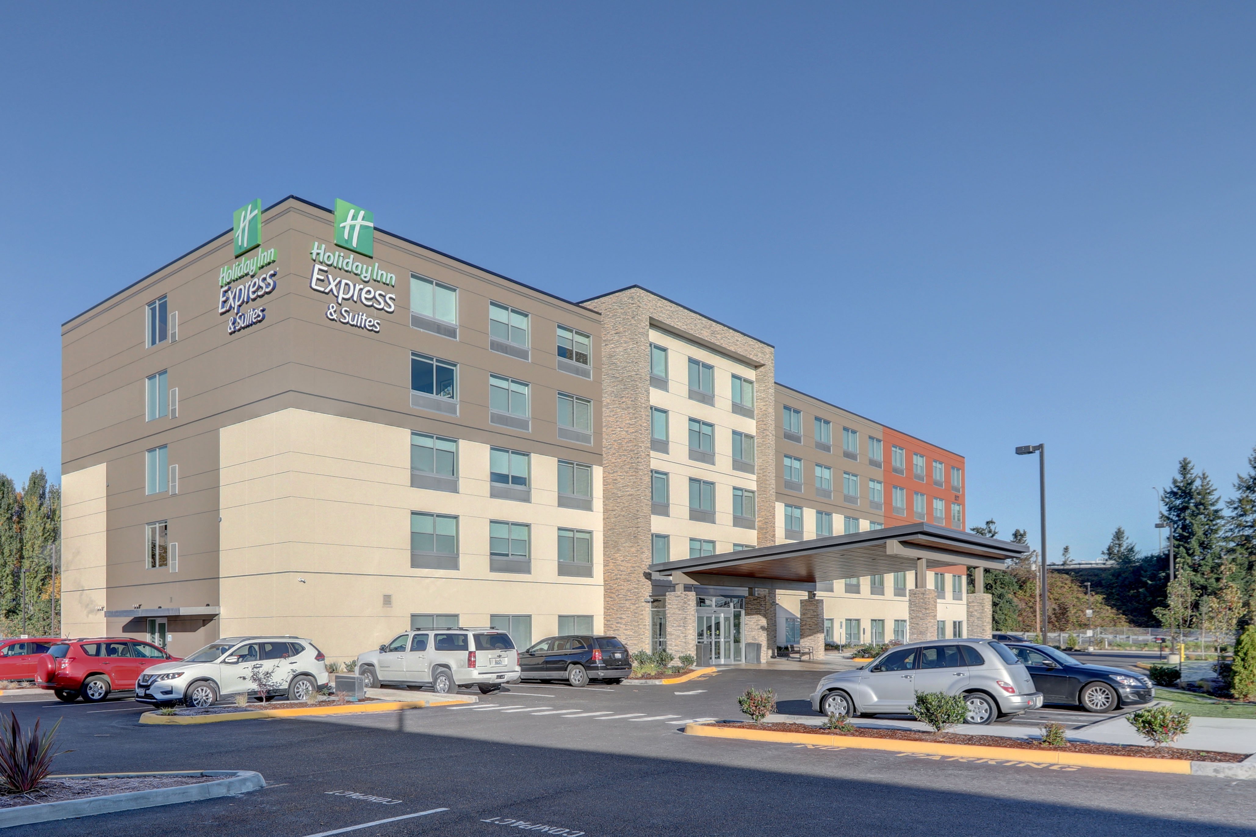 holiday inn express and suites auburn downtown an ihg hotel
