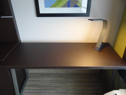 holiday inn express and suites auburn downtown an ihg hotel