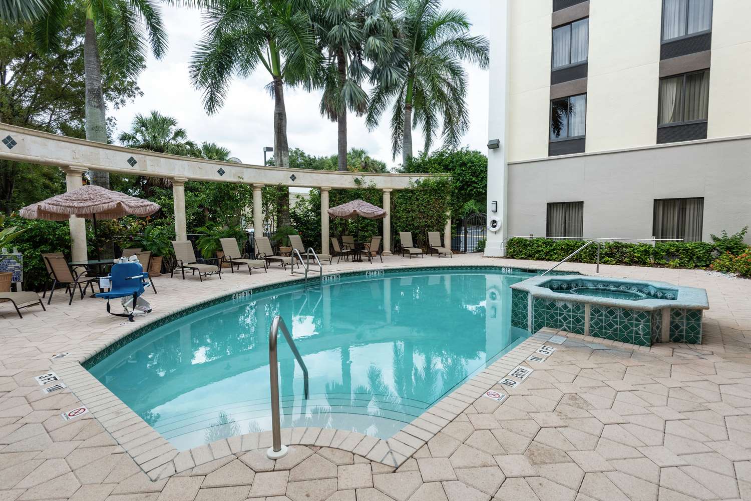 hampton inn boca raton