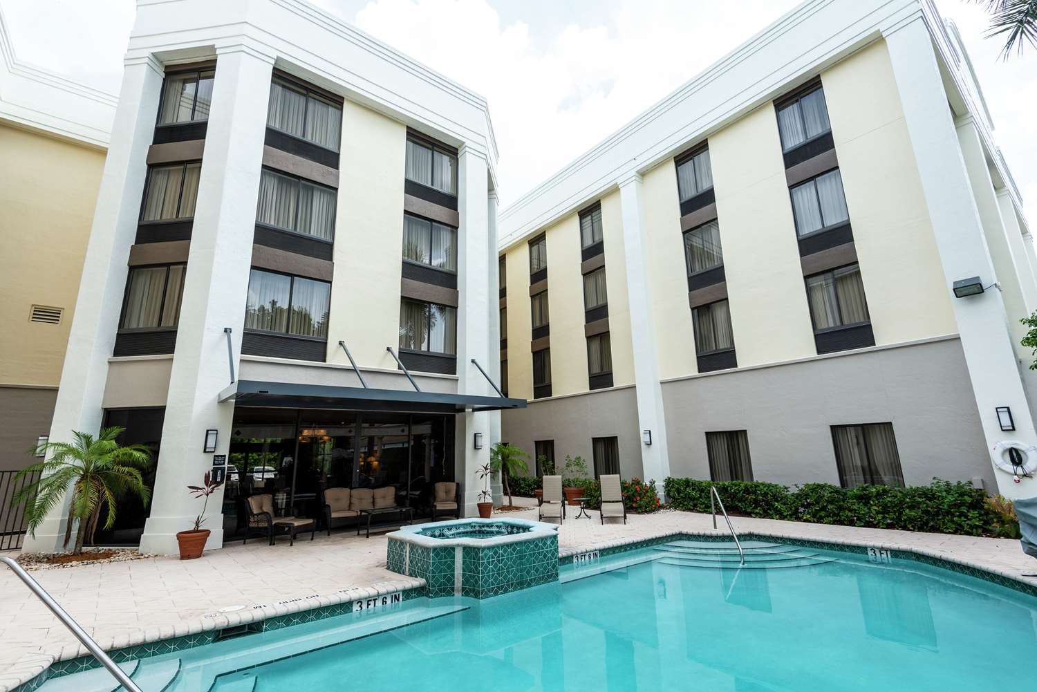 hampton inn boca raton