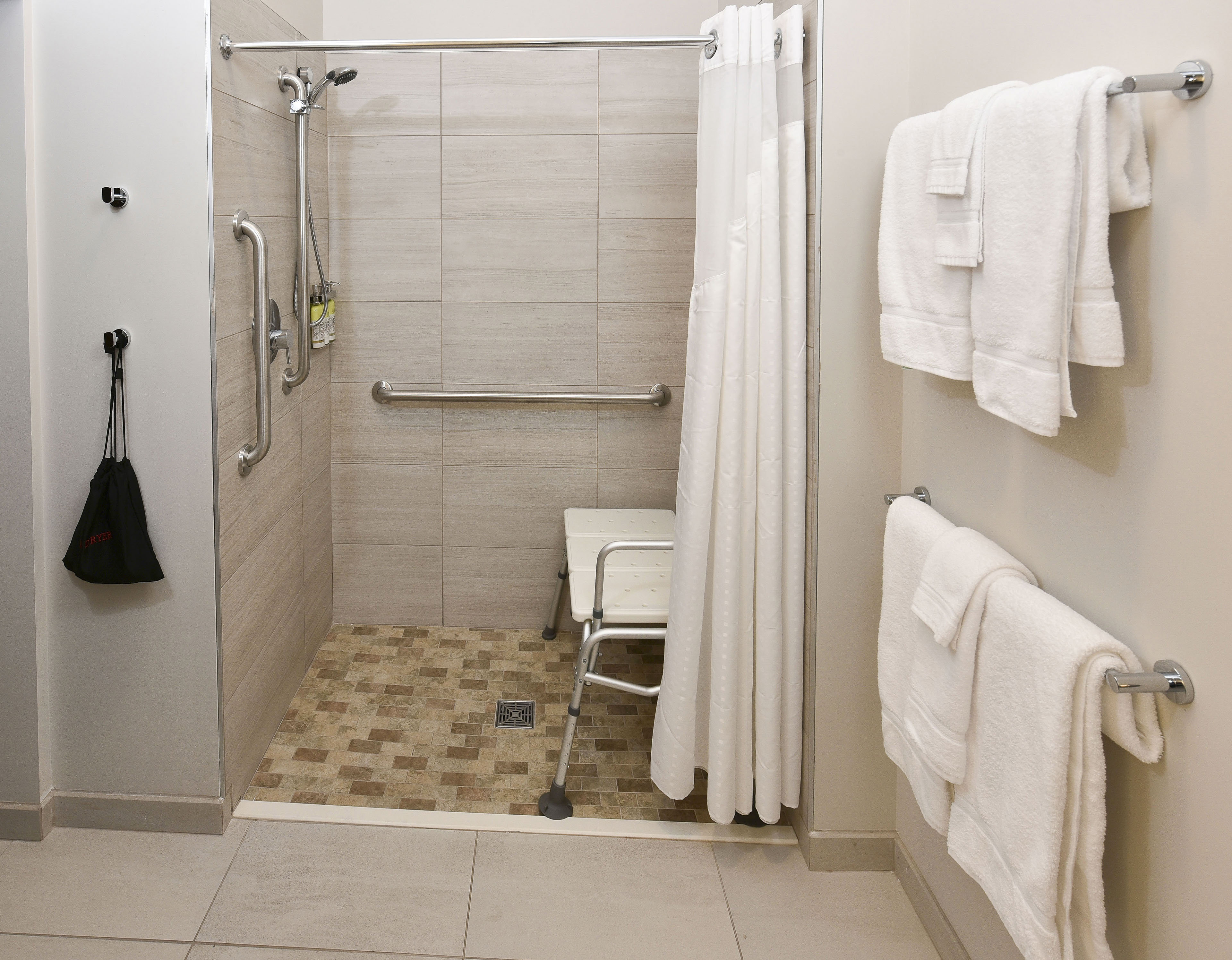 holiday inn express and suites madisonville an ihg hotel
