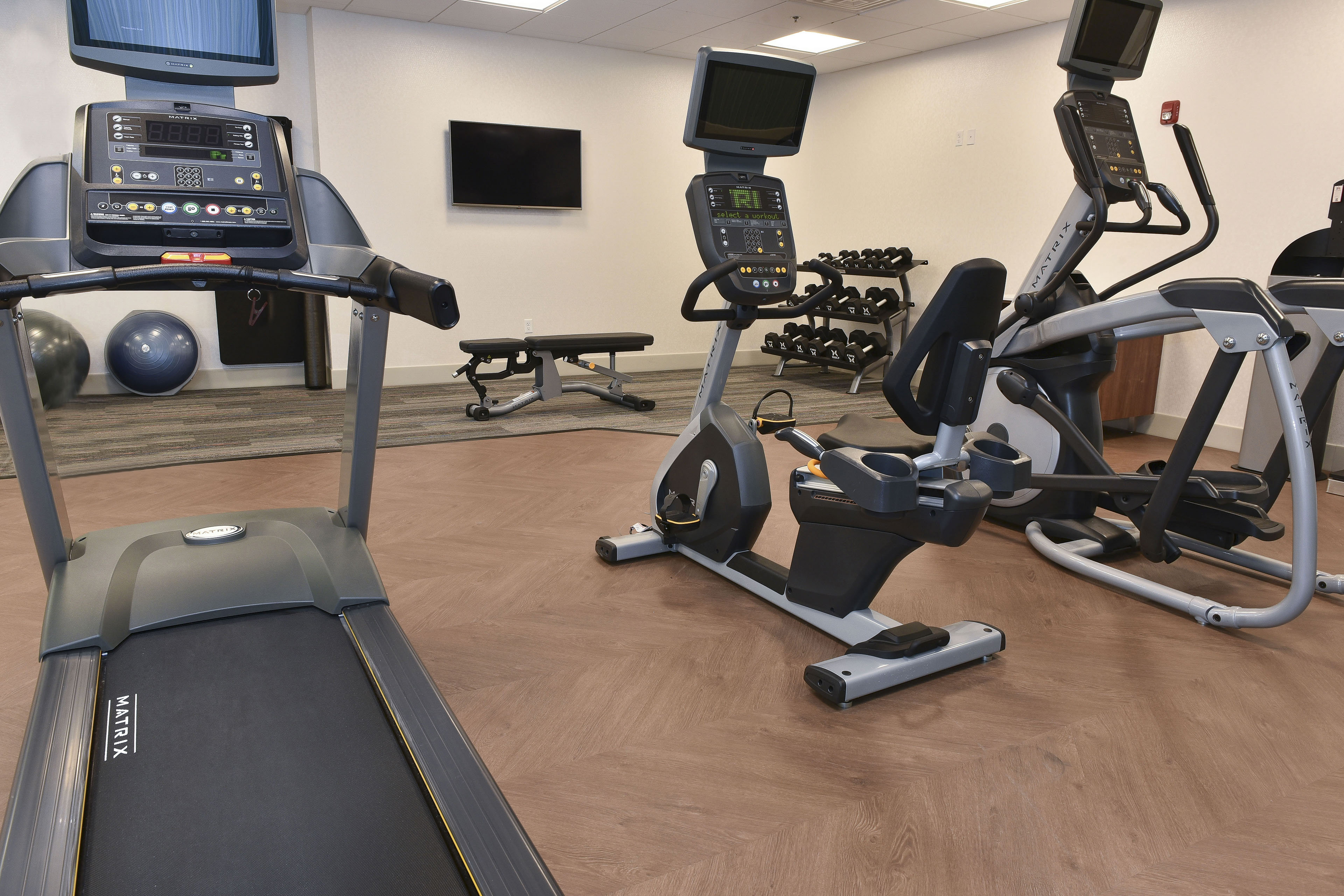 holiday inn express and suites madisonville an ihg hotel