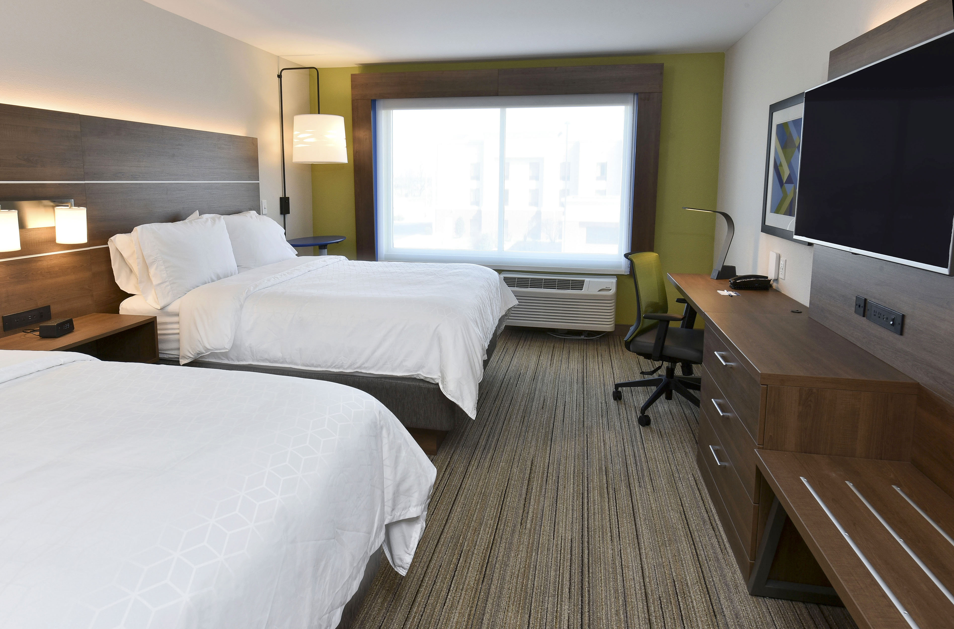 holiday inn express and suites madisonville an ihg hotel