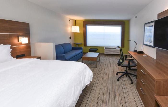 holiday inn express and suites madisonville an ihg hotel