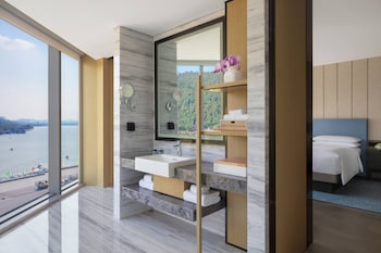 xuzhou marriott hotel lakeview