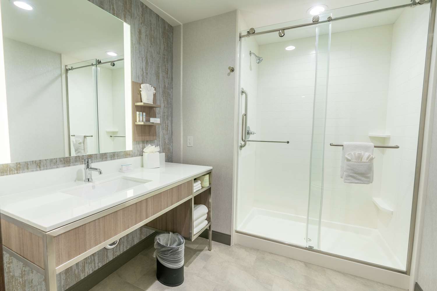 hilton garden inn wichita downtown