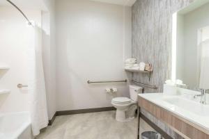 hilton garden inn wichita downtown