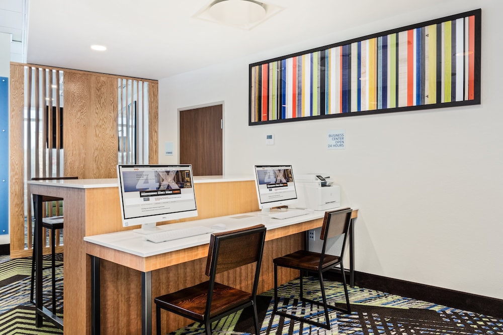 holiday inn express and suites niceville eglin area