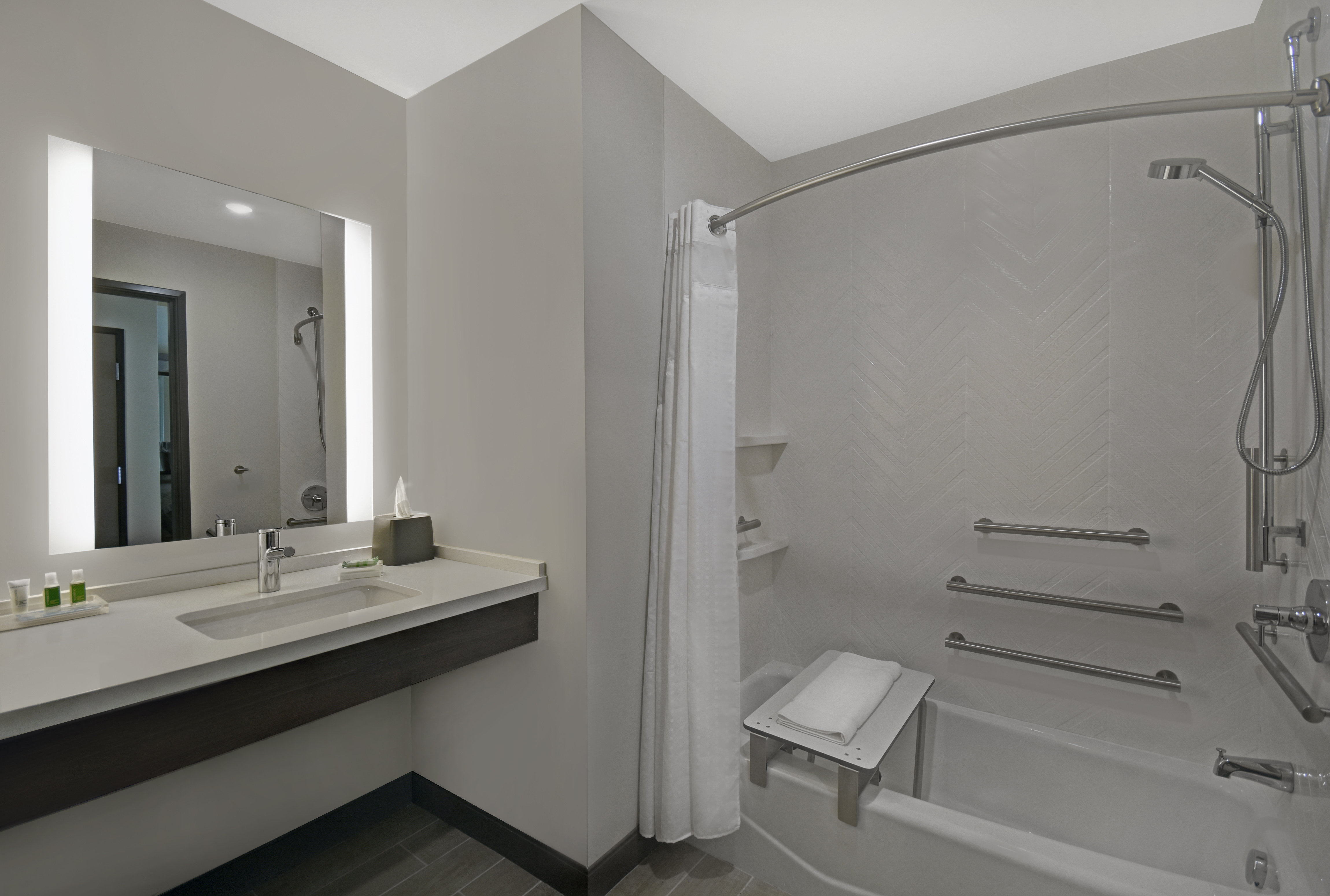 holiday inn grand rapids north walker an ihg hotel