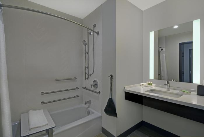 holiday inn grand rapids north walker an ihg hotel