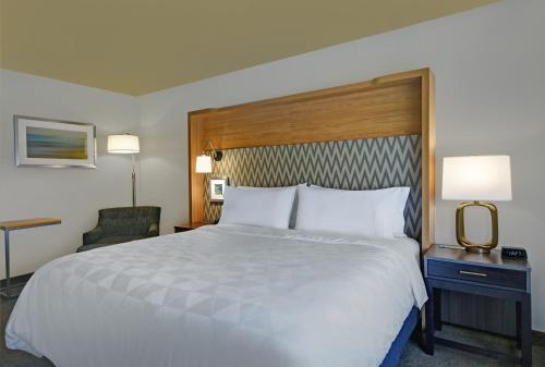 holiday inn grand rapids north walker an ihg hotel
