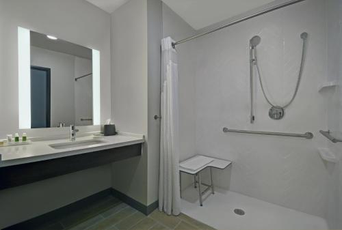 holiday inn grand rapids north walker an ihg hotel