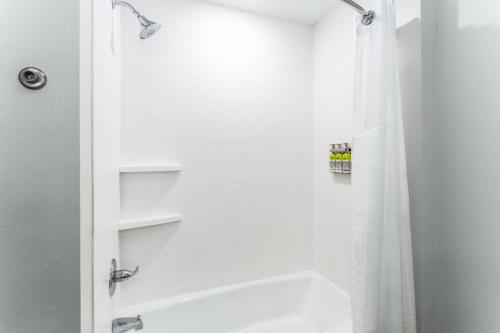 holiday inn express kearney an ihg hotel