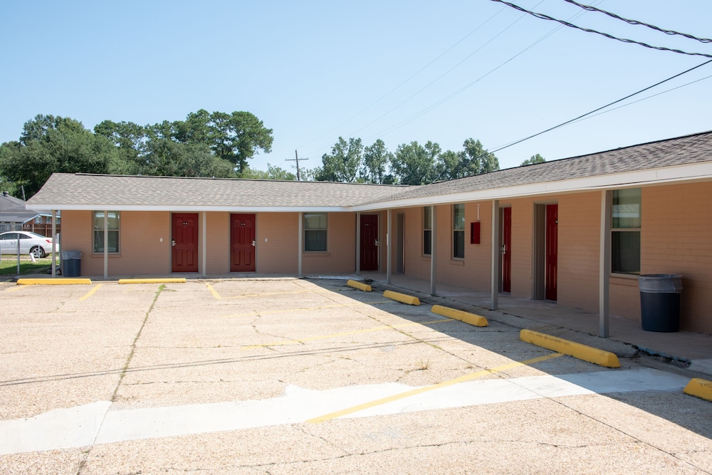 budget inn and suites