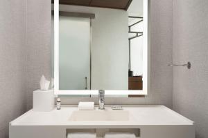 ac hotel austin university