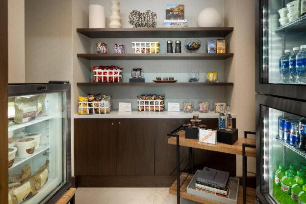 ac hotel austin university