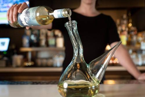 ac hotel austin university