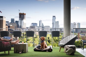 ac hotel austin university