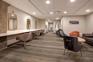 embassy suites by hilton rockford riverfront