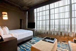 embassy suites by hilton rockford riverfront