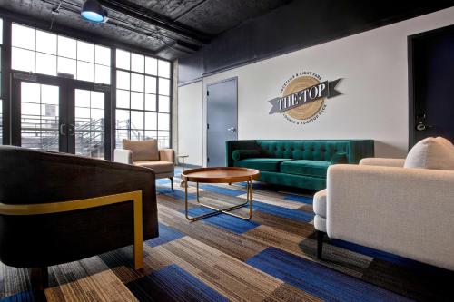embassy suites by hilton rockford riverfront
