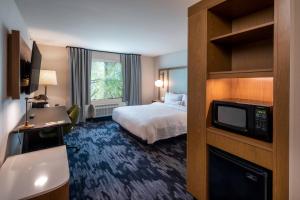 fairfield inn and suites by marriott little rock airport