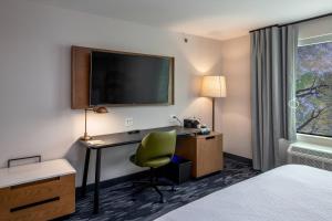 fairfield inn and suites by marriott little rock airport