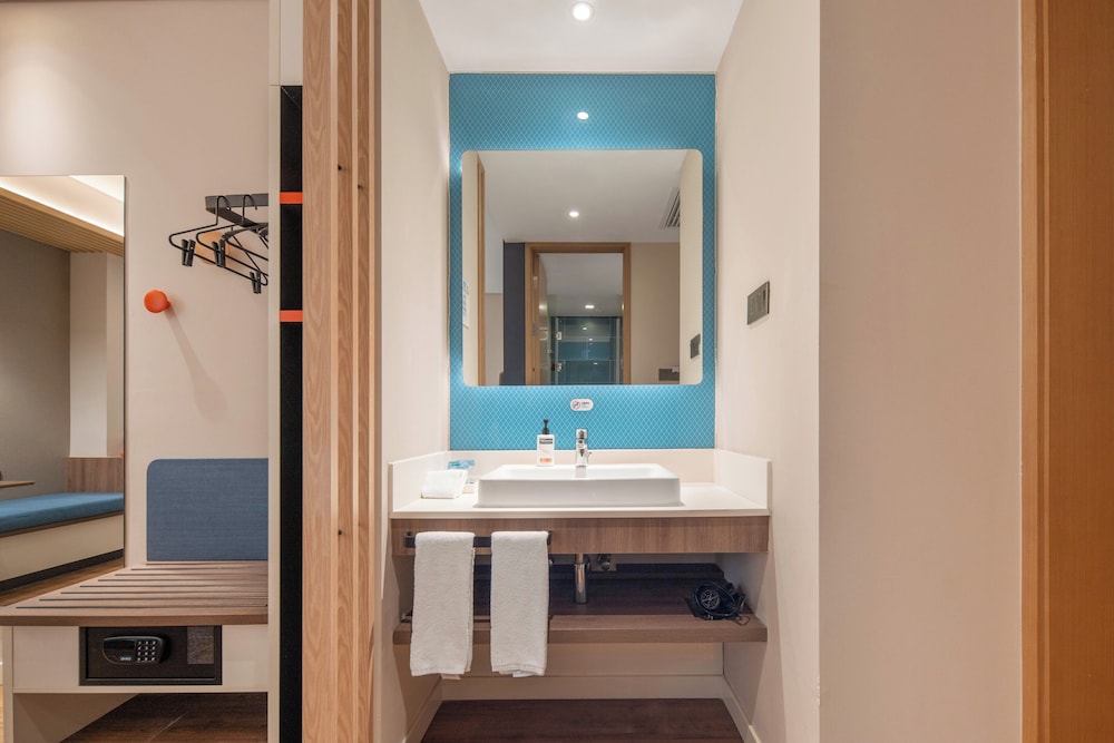 holiday inn express shanghai hongqiao north an ihg hotel