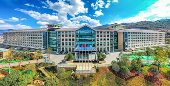 hilton lijiang