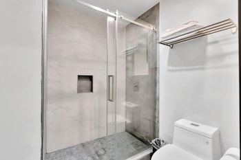 exclusivo inn and suites